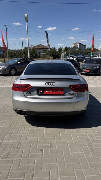 Audi Ауді A5 Coupe Quattro 2012 р 2,0 бензин 8АКПП ОБСУГОВАНА