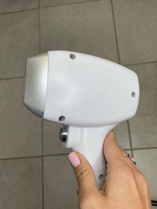 Діодний лазер 808 нм для лазерної епіляції з охолодженням до -28 С