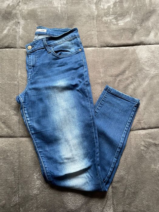 Calças ganga cintura subida