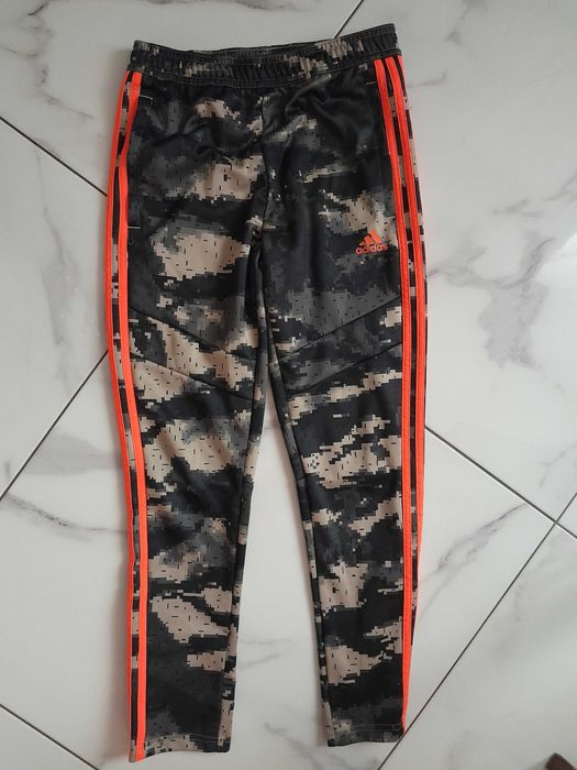 Adidas orginals spodnie dresowe 11-12 lat 152 cm chłopak