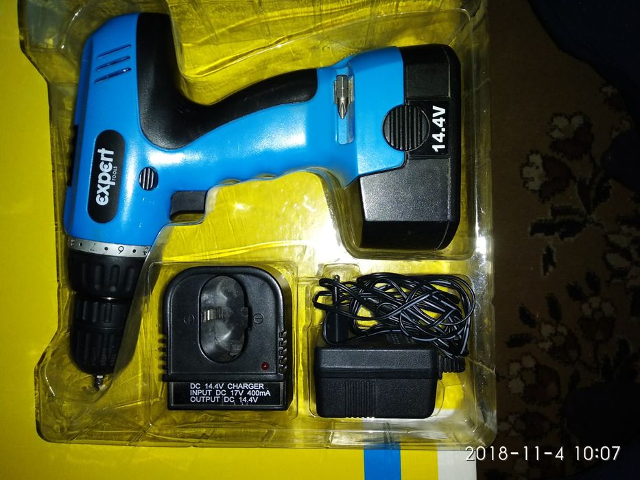 Шуруповёрт аккумуляторный