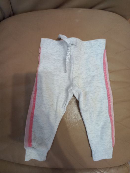 Костюмчики для дівчинки