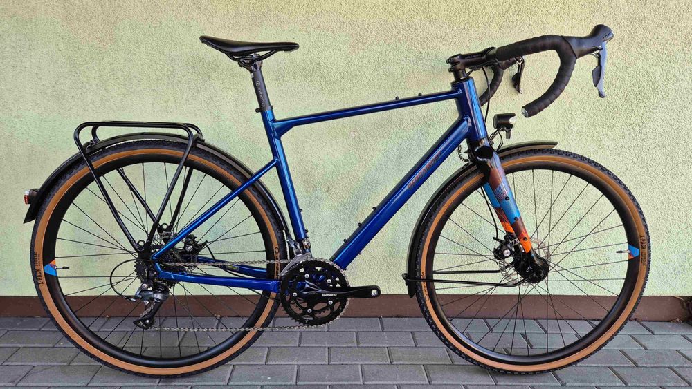 Gravel BERGAMONT RD3 shimano 2x8 prądnica błotniki r52