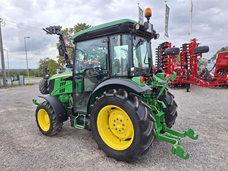 Wynajem, wypożyczenie ciągników sadowniczych JOHN DEERE 80-105 KM!!!