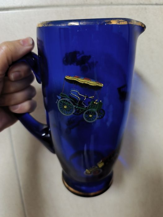 Jarro em vidro azul vintage