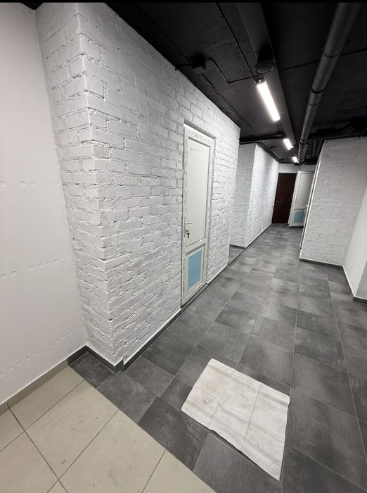 Довгострокова оренда комерційного приміщення р-н Озерна