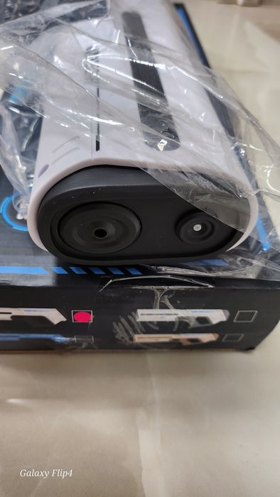 Акумуляторний водяний бластер з автоматичним набором води