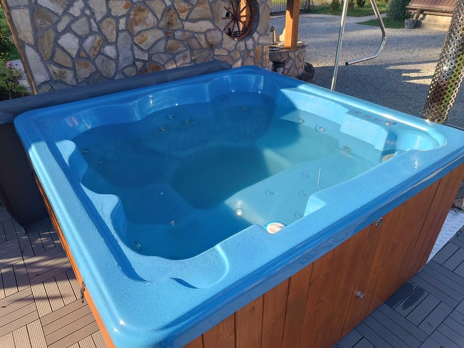 Beskidzka Balia - całoroczne spa ogrodowe, jacuzzi, wanna,