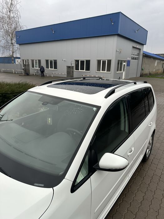 Продам Volksvagen Touran 2016 року
