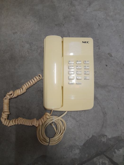 Telefone fixo antigo