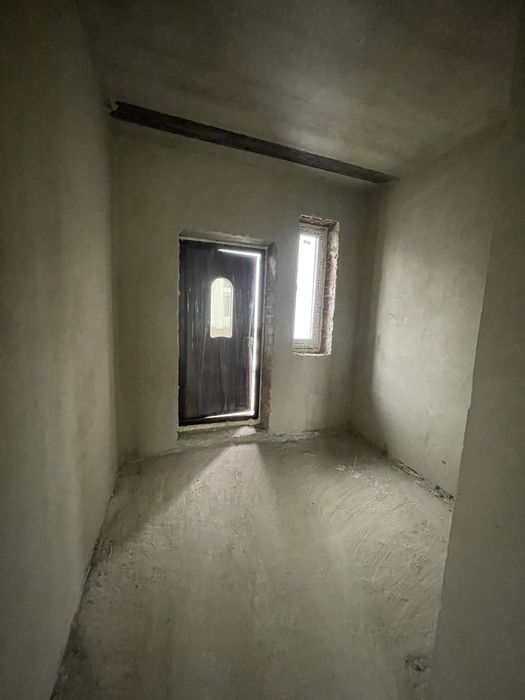 Таунхаус з гаражем, площа 135м2, асфальт / школа / садік / зупинка