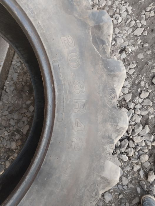 Opona rolnicza Firestone 20.8 42 rozmiar r42