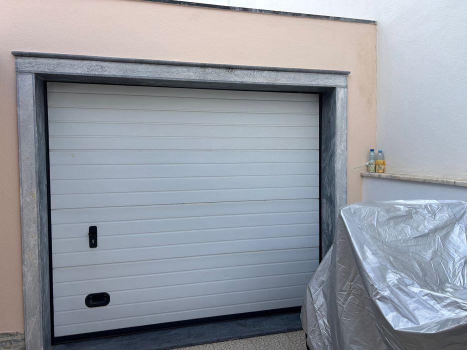 Vendo portão de garagem automático