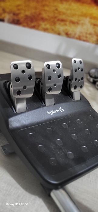 Stojak do kierownicy z pedałami