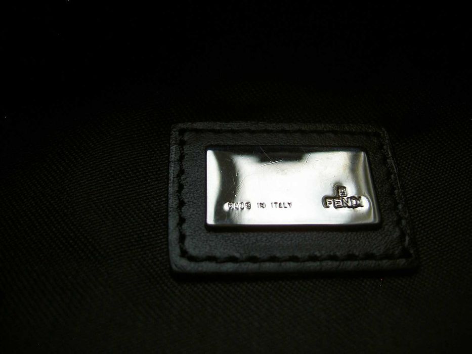 Fendi сумка оригінал(original)