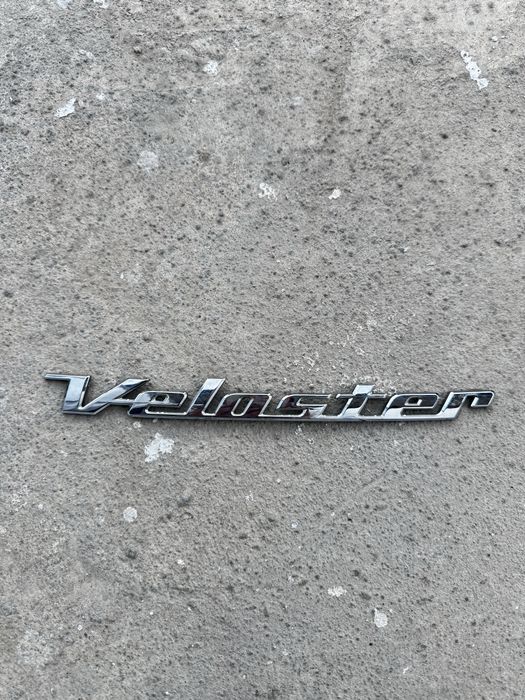 емблема veloster hyundai оригинал