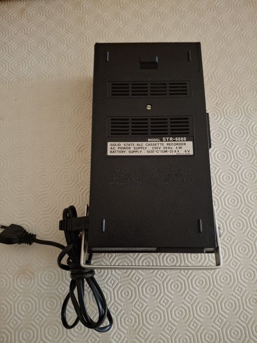 Rádio Gravador antigo
