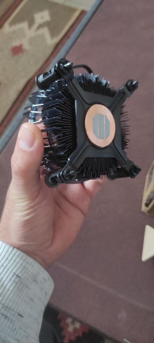 Кулер.      новий