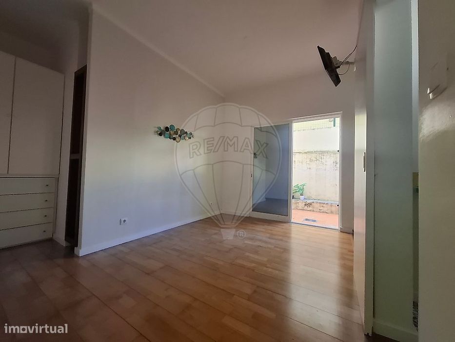 Apartamento T1 para arrendamento