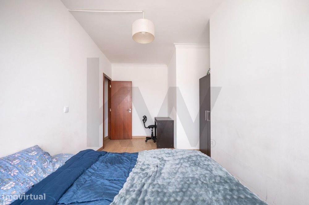 Apartamento T9 em Dúplex com garagem e duas entradas independentes | R