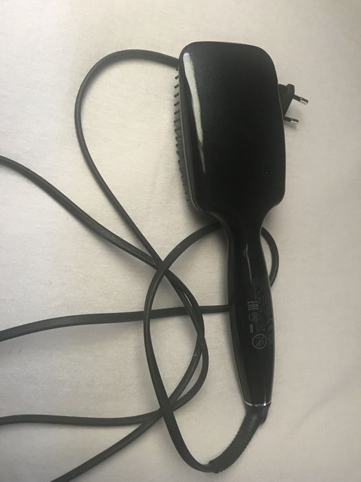 Szczotka do prostowania włosów, prostownica