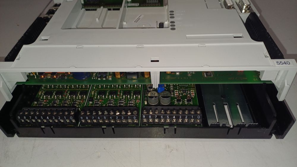 Automato - SAIA PCD2.M5540