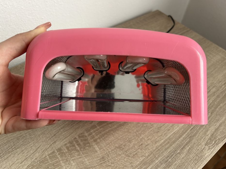 Forno de unhas UV
