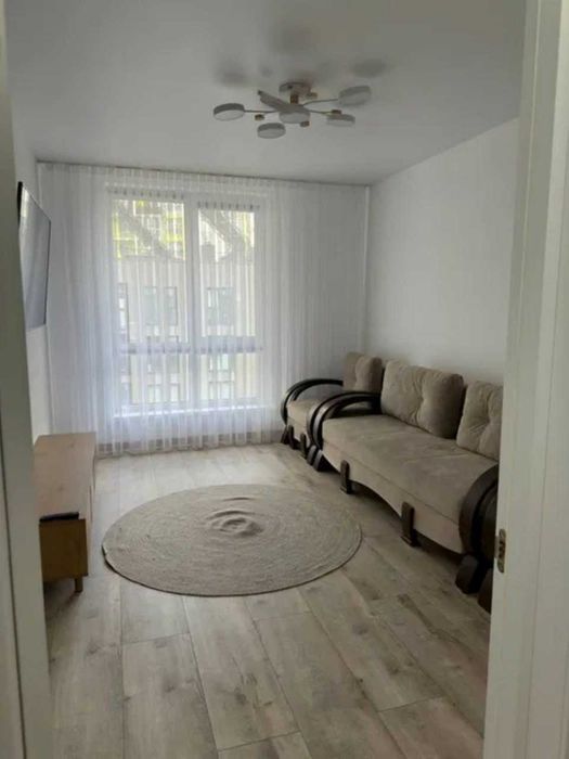 Оренда 2-кімнатної квартири 60 м² , вул Залізнична , 800  $