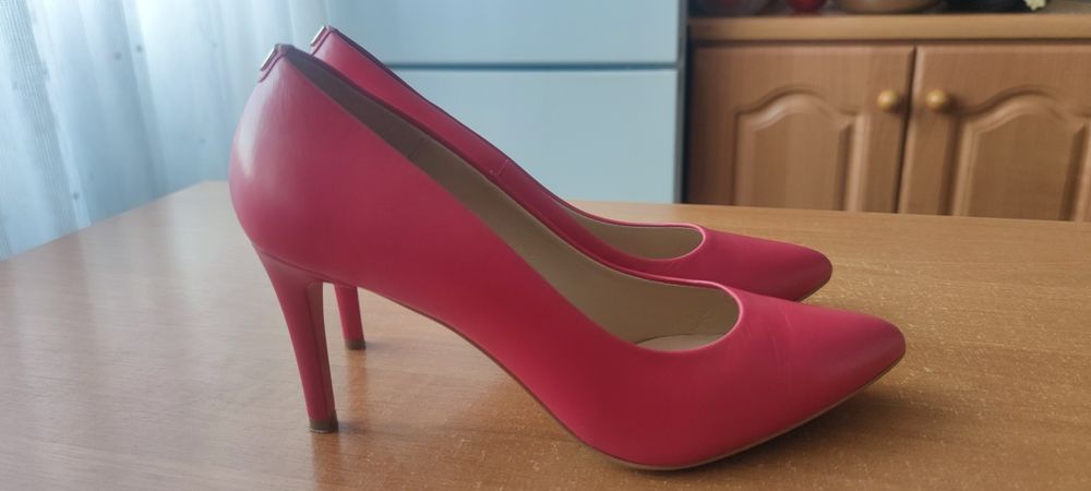 Różowe Szpilki fuksjowe buty Sala-Collection rozmiar 38