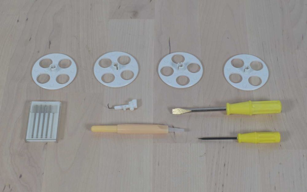 Máquina de Costura OVERLOCK (Corte & Cose) - Como Nova