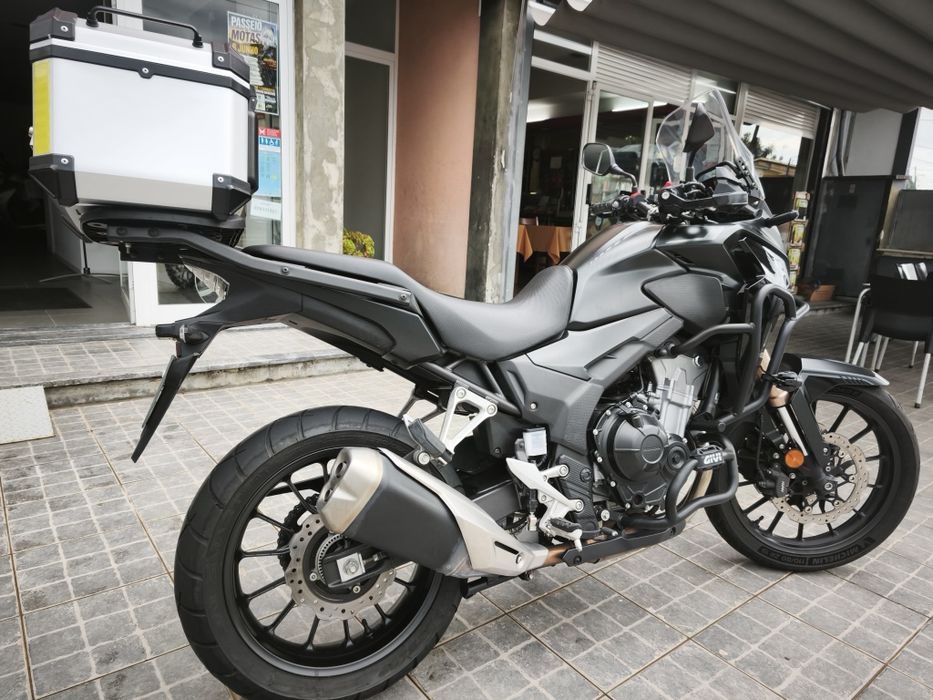 Honda CB 500X como nova