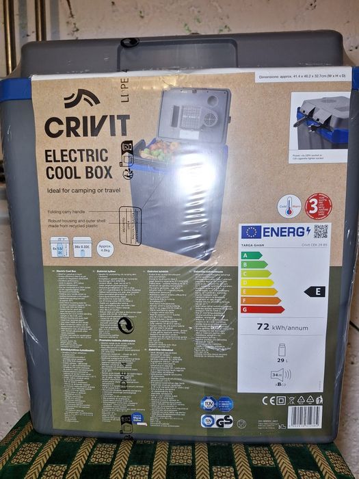 Lodówka Turystyczna 12V  230V   Nowa