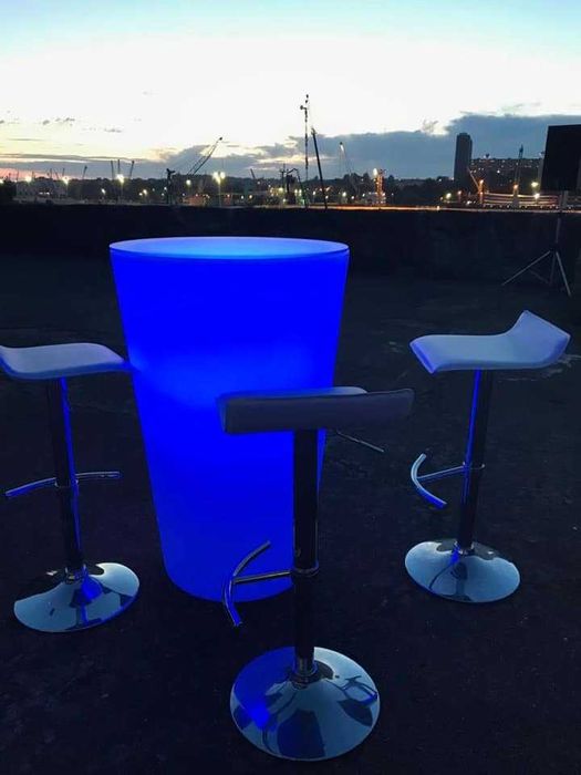 Mobiliario led mesas e bares