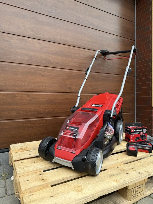 Kosiarka 36cm akumulator 2x4ah einhell