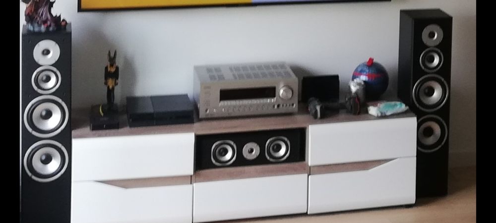 kino domowe 5.0 glośniki plus ampituner Onkyo
