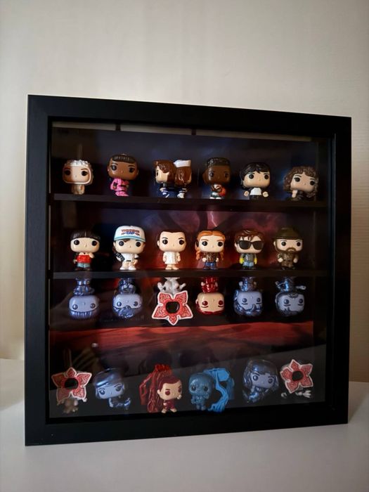 stranger things дивні дива kinder joy