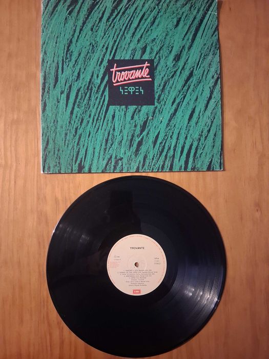 2 Albuns em vinil "Trovante" de 1984 e 1986