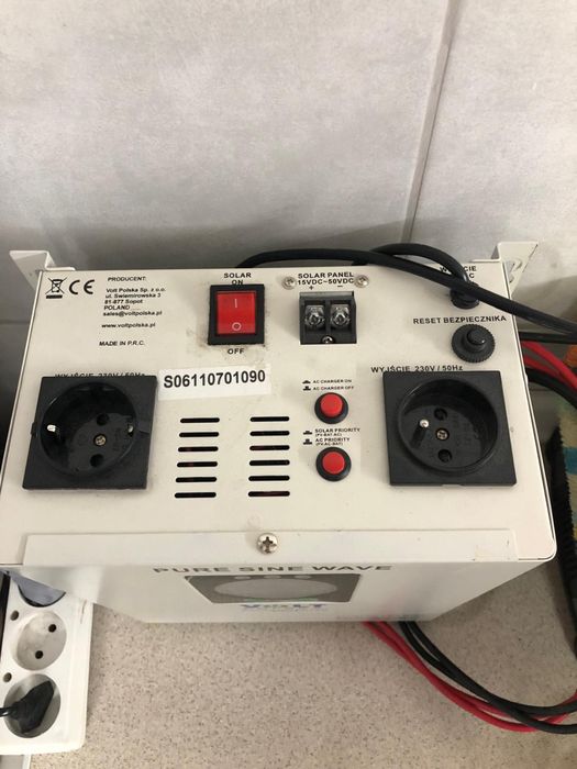 Inwerter hybrydowy MPPT VOLT 800S