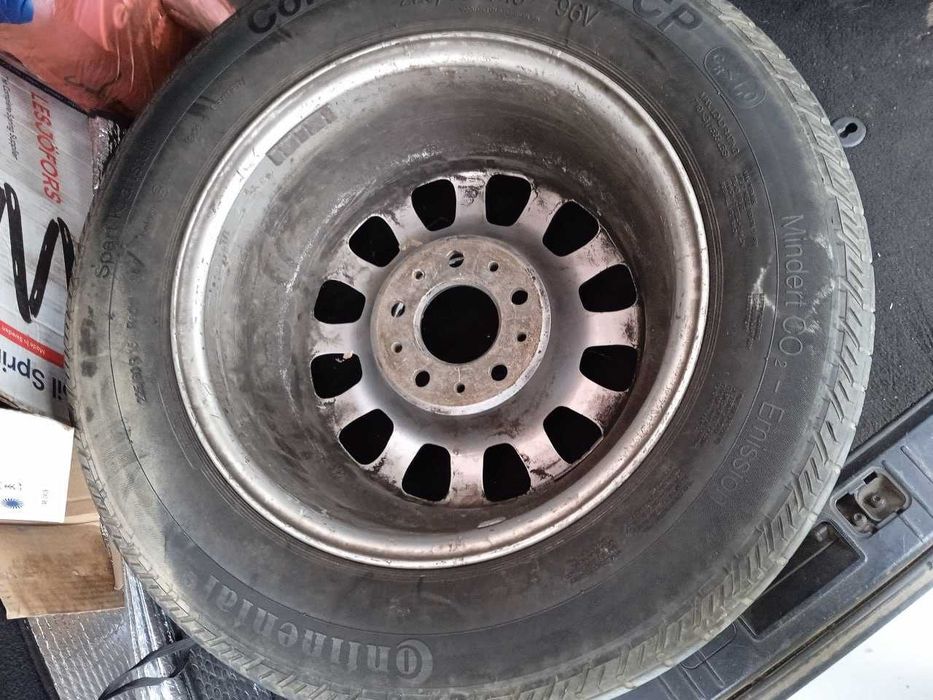 Запасне колесо на BMWe46