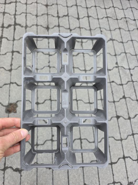 162 sztuki paletek na p9