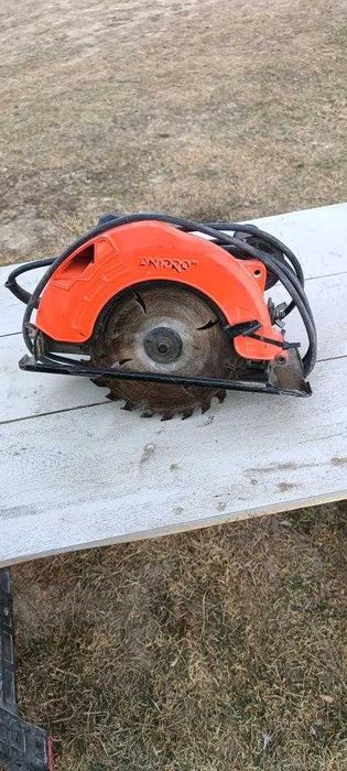 продається дискова пила