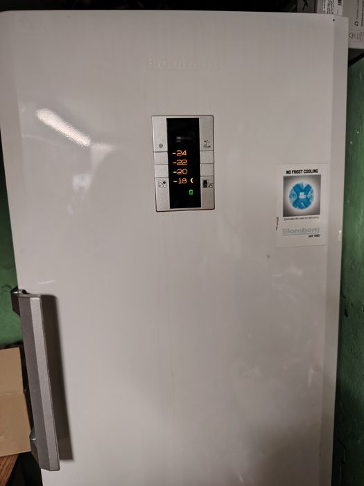 Sprzedam zamrażarkę NoFrost