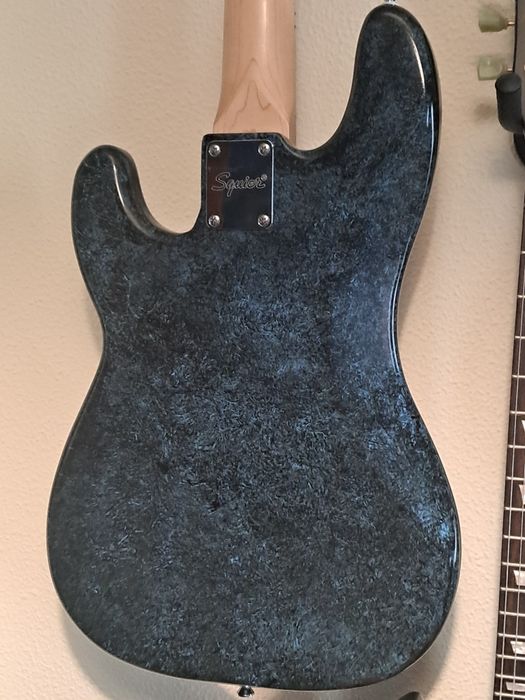 Baixo elétrico squier precision