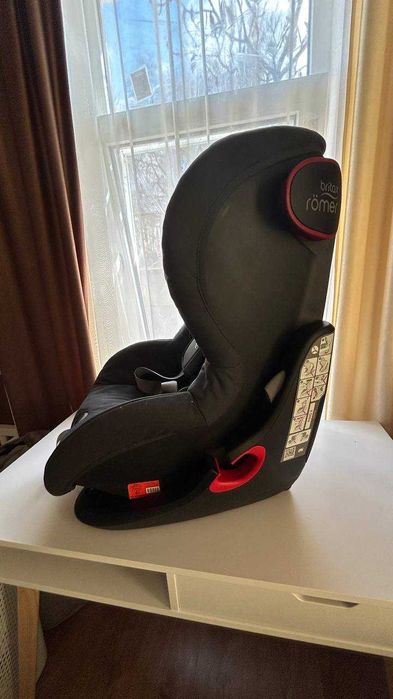 Дитяче автокрісло Britax Romer King || / ATS / LS