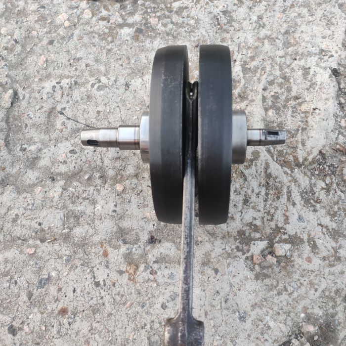 Колінвал іж планета