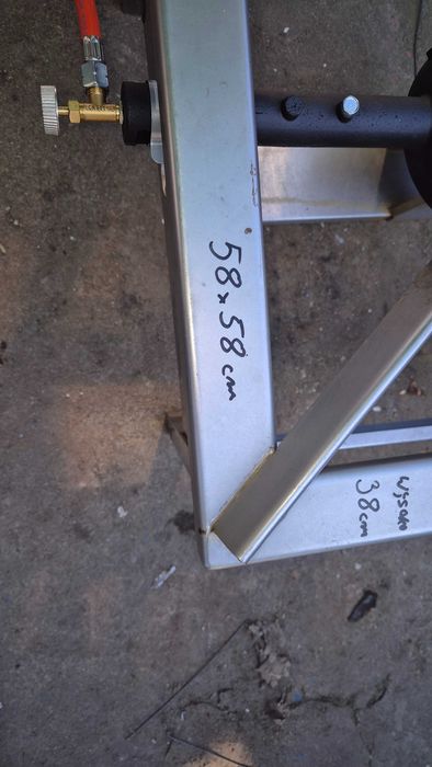 Taboret gazowy kromet elektryczny propan butan 58x58cm