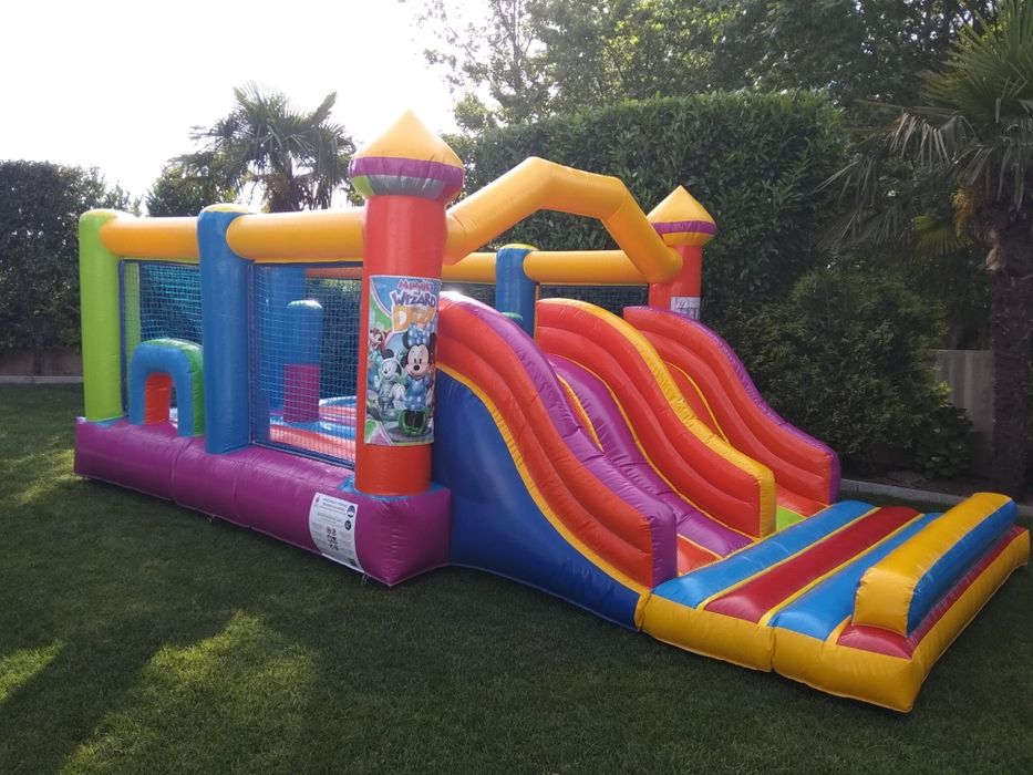 Insufláveis e Trampolins