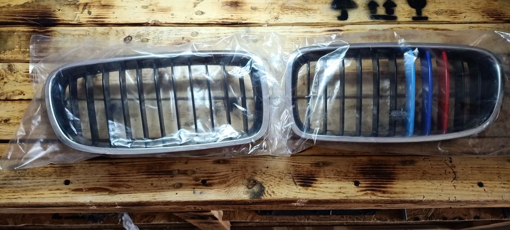 Atrapa grill chłodnicy BMW 3 f31 ,32 "nerki chrom plus kolory M power"