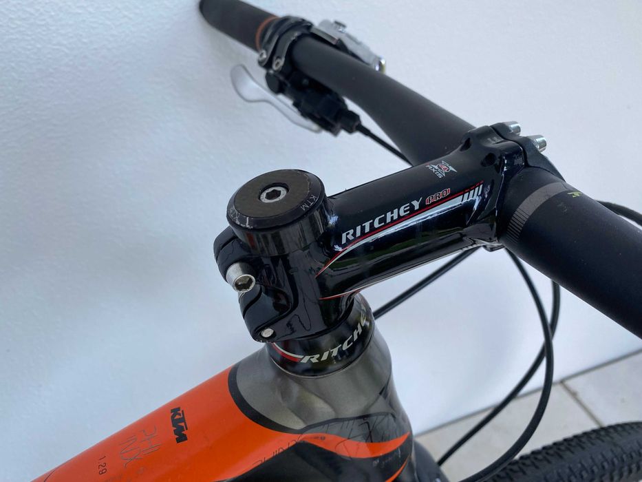 KTM - Bicicleta BTT [suspensão integral]