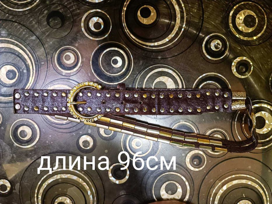 Красивый женский ремень с камнями